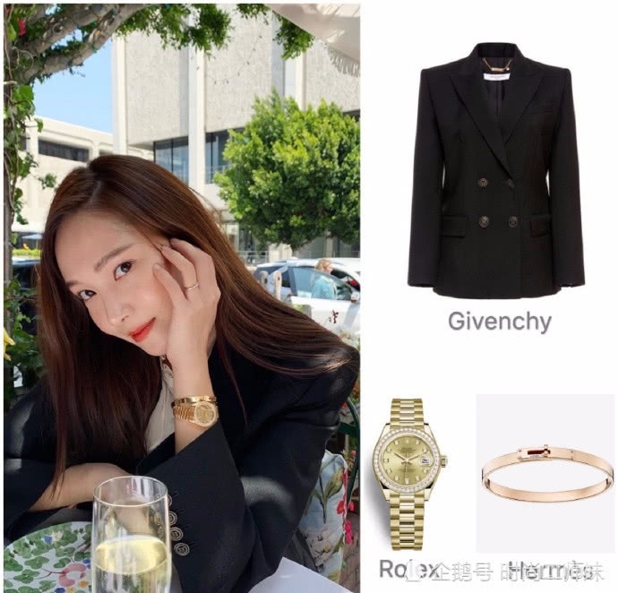 看了郑秀妍的旅行装,我才知道又美又多金的名媛是什么样