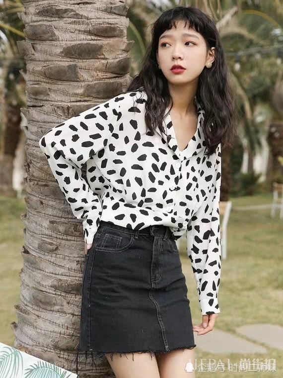 溜肩的女生不用慌，备好这几款衣服显瘦还塑形