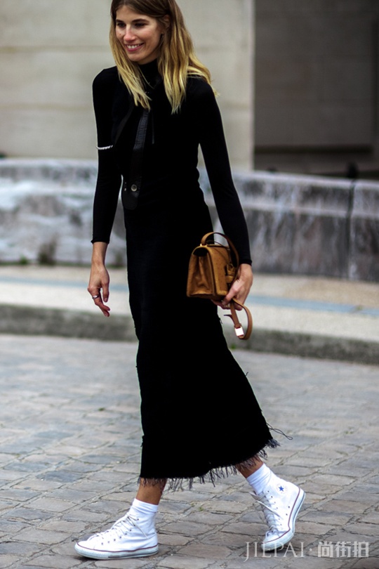 匡威鞋怎么搭配 匡威和万斯在夏季一定要穿这件单品！