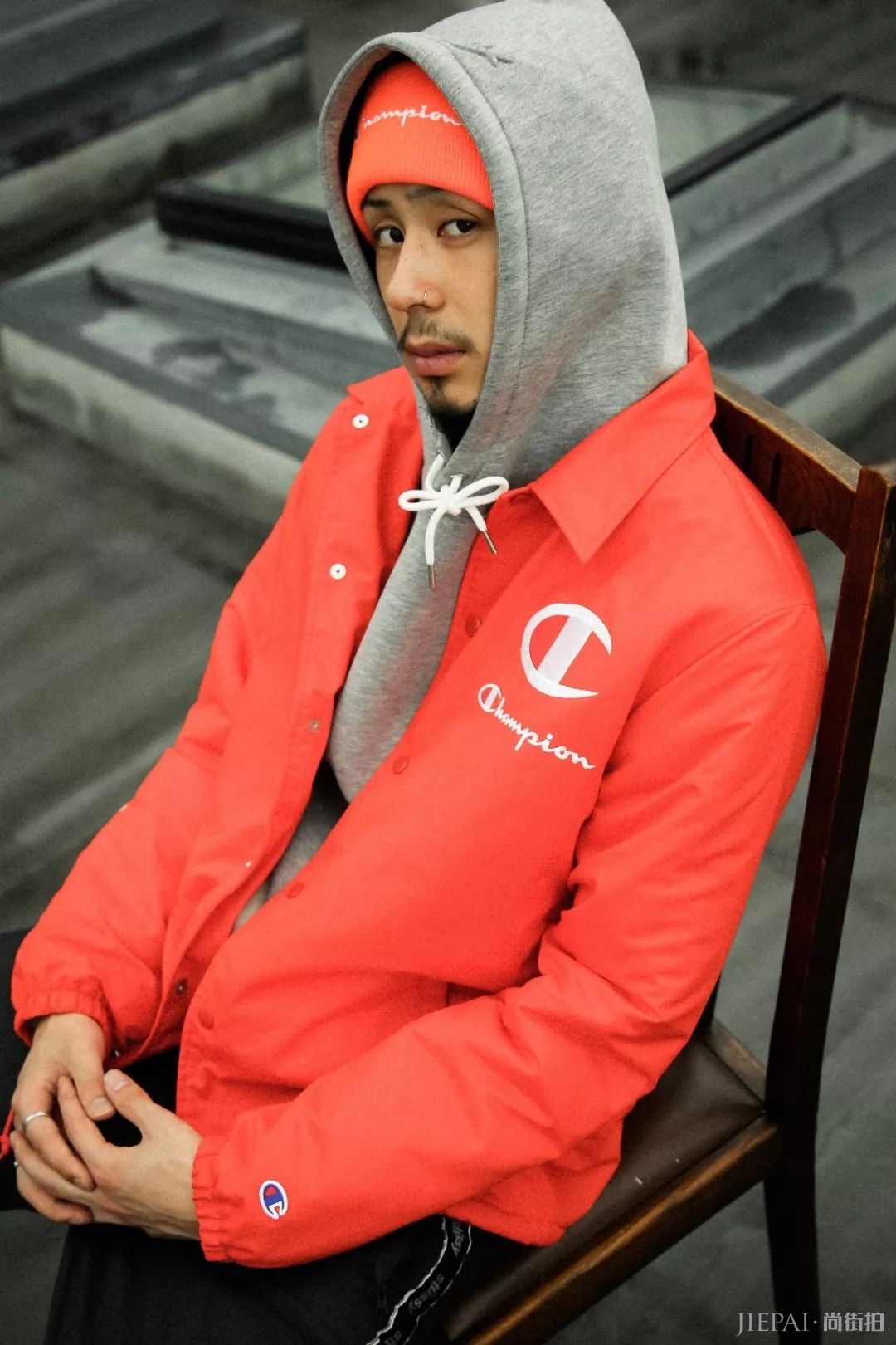 穿在你身上的 Champion,都要喊它一声“哥”!