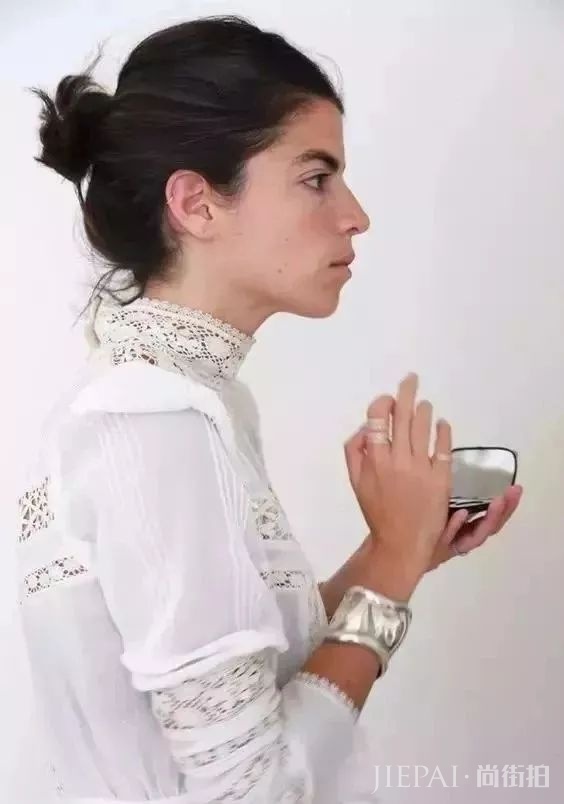 比衬衫更流行的Blouse,在抖音上都爆火!