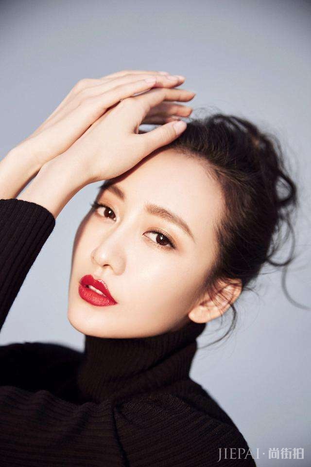 王鸥不光身材高挑, 衣品也是没的说!