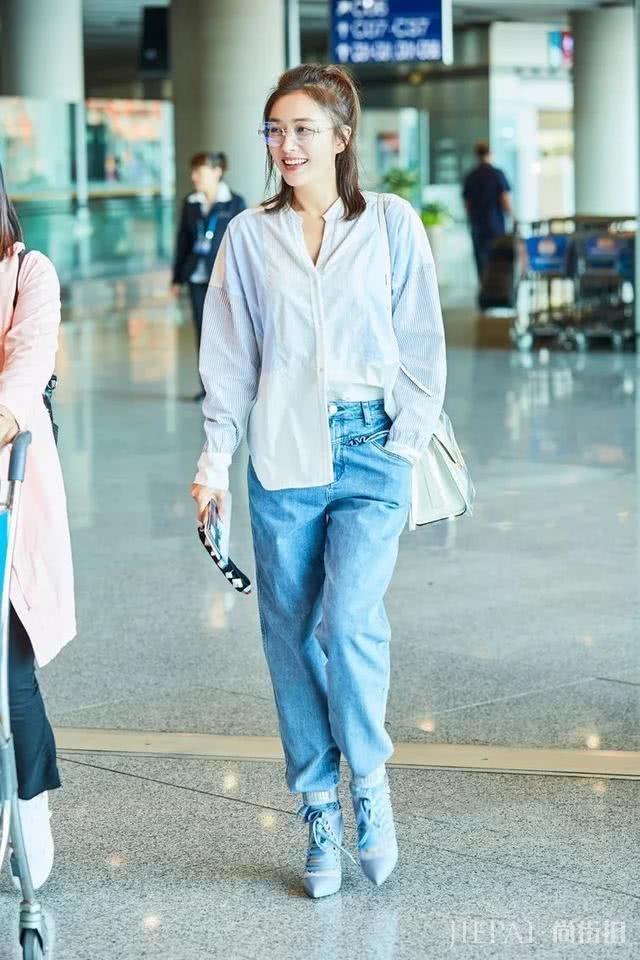 黄色、红色该如何搭配？这样穿减龄吸睛还有气质