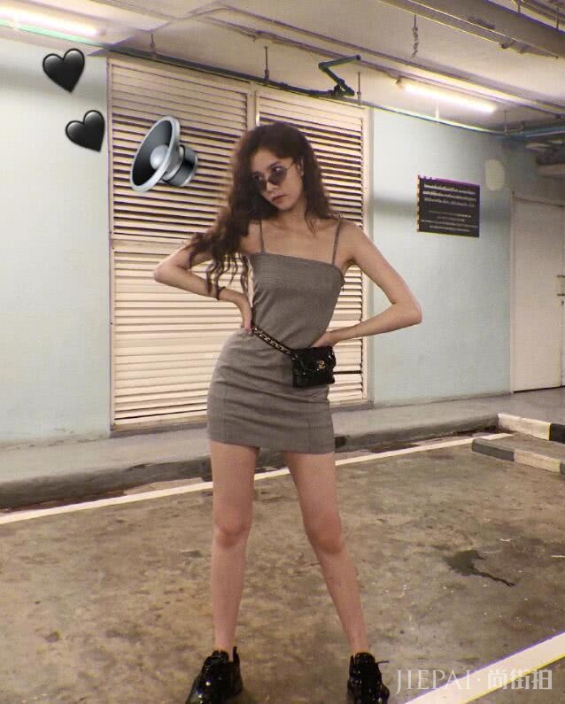 宋妍霏衣品跟欧阳娜娜有一拼,还撞脸了泫雅?