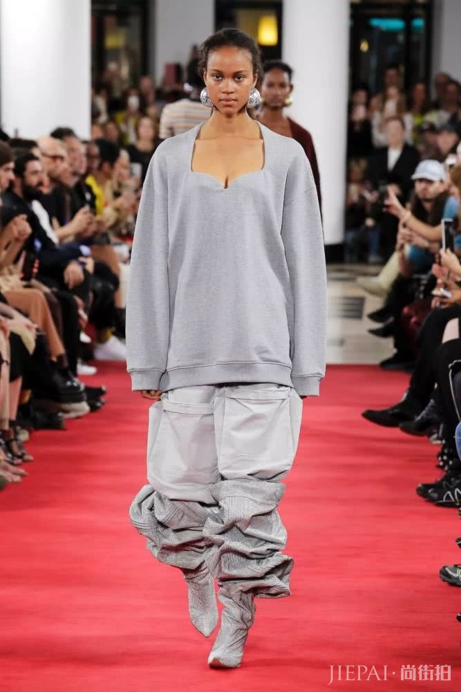 快速变身Fà式girl，你只需要穿上这一件