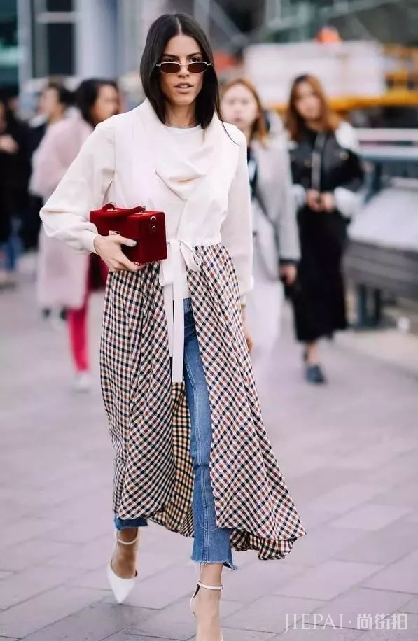 裙子搭配裤子，2019年夏天最时尚的穿法