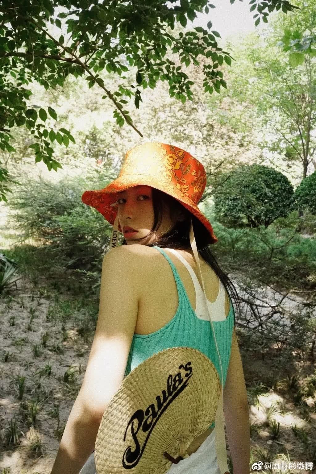 绿色一穿就土?其实穿好了很显白