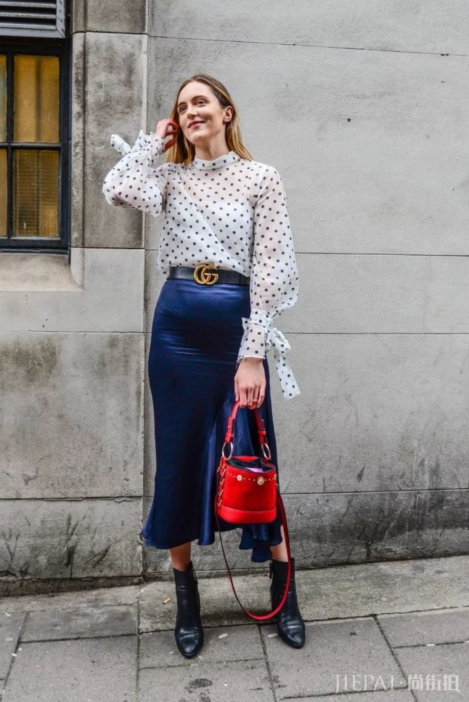 衬衫这样穿,显瘦又好看