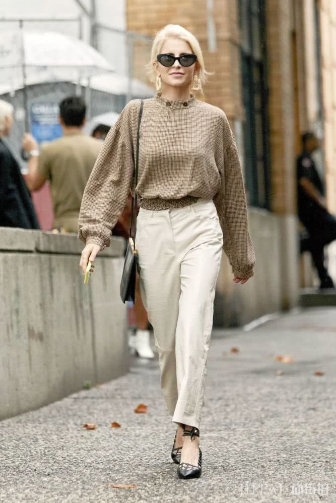 衬衫这样穿,显瘦又好看