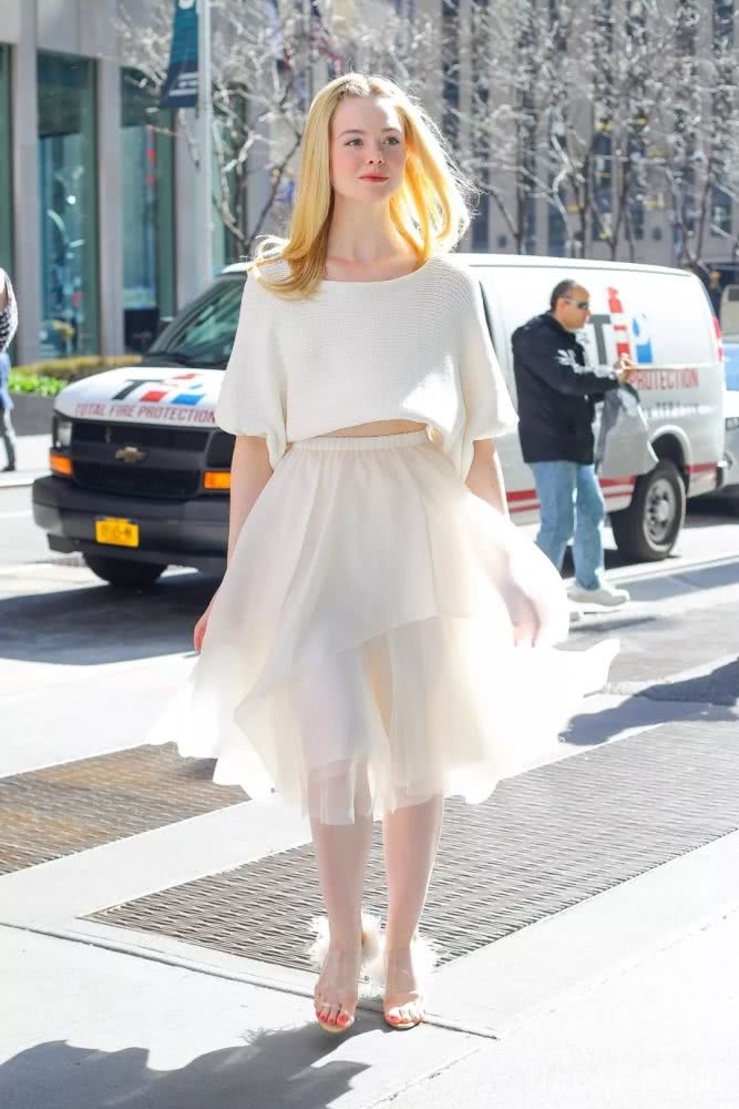 众多女明星中,纯白色谁穿得最高级?