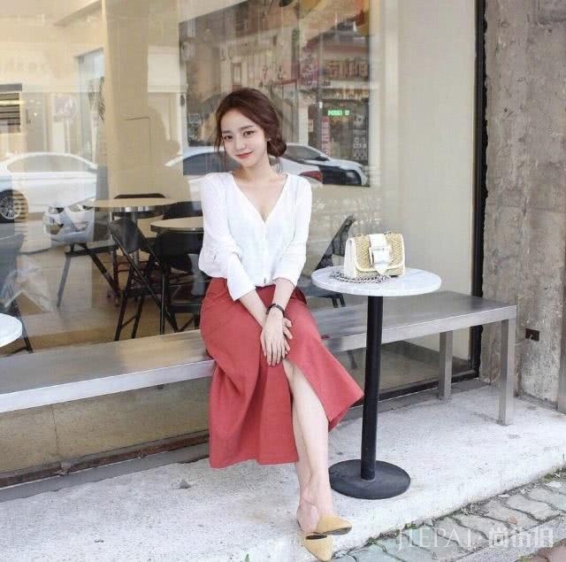 裙装怎么搭配好看？夏季这样穿优雅又时尚