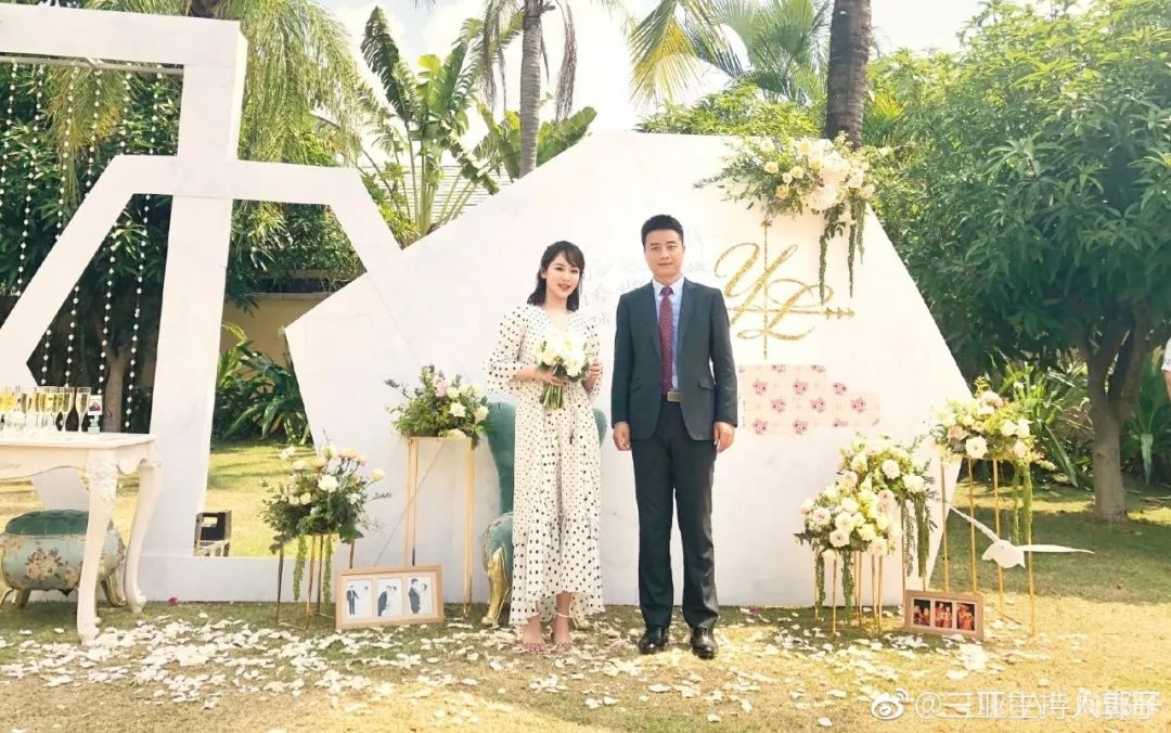 又到了穿波点元素的季节,看看这些搭配技巧,小个子姑娘也能轻松驾驭