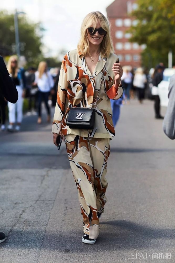 立夏之后的衬衫，要选最时髦的穿！