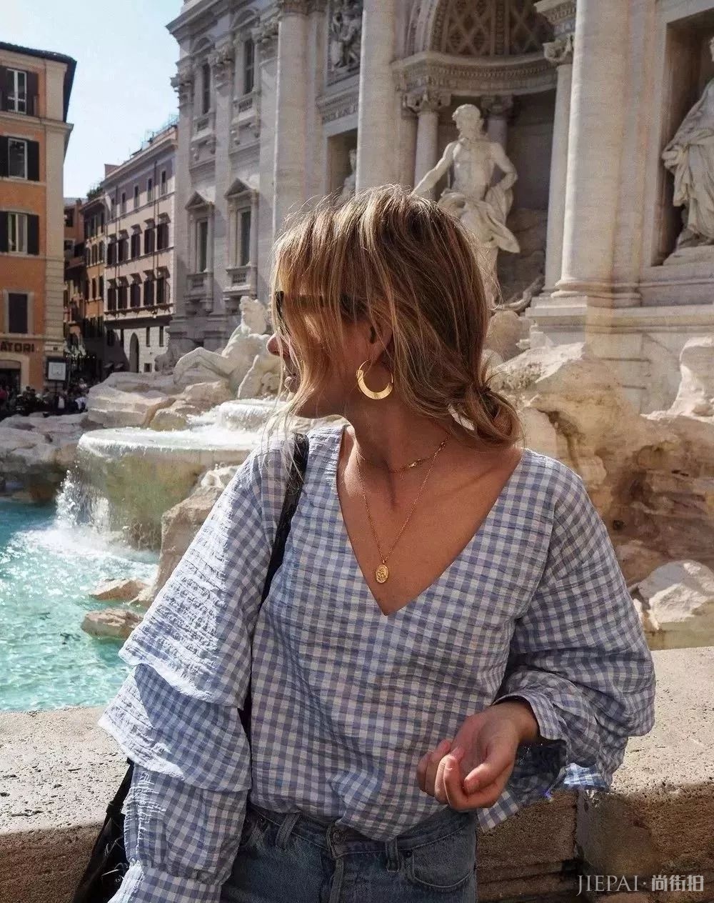 比衬衫更流行的Blouse,在抖音上都爆火!