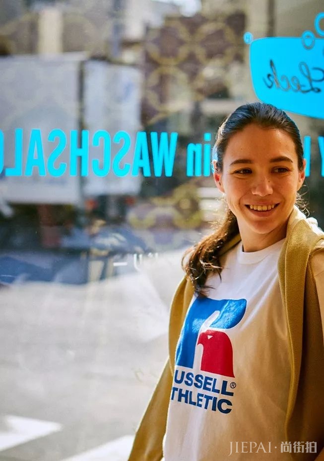 穿在你身上的 Champion,都要喊它一声“哥”!