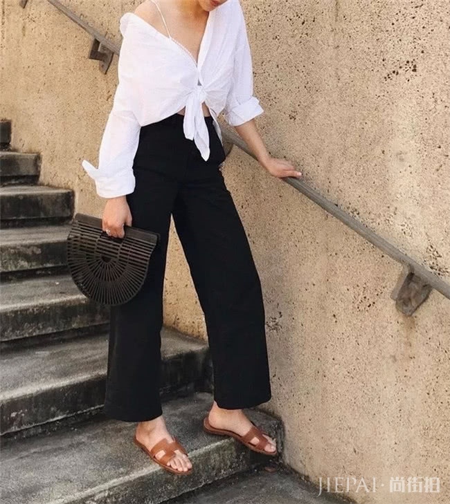 衣服简单打个结，吸睛指数更上一层楼