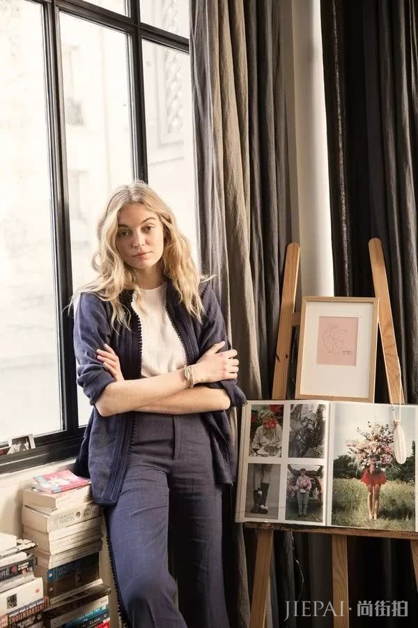 有点帅的法式风格怎么穿？学学这位漂亮博主吧