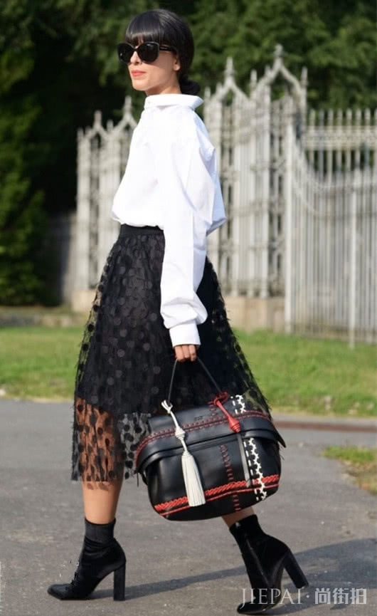 夏天用伞裙满足你，让你的优雅时尚立马可见