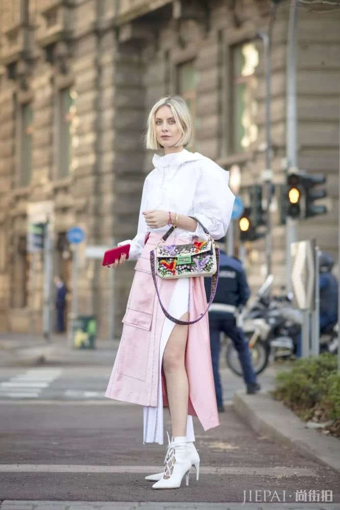 衬衫这样穿,显瘦又好看