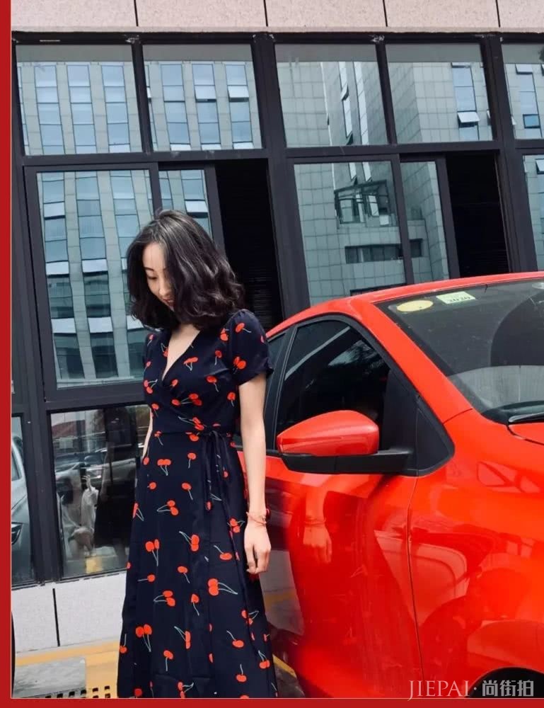 阔腿裤out了!今夏流行拖地裤