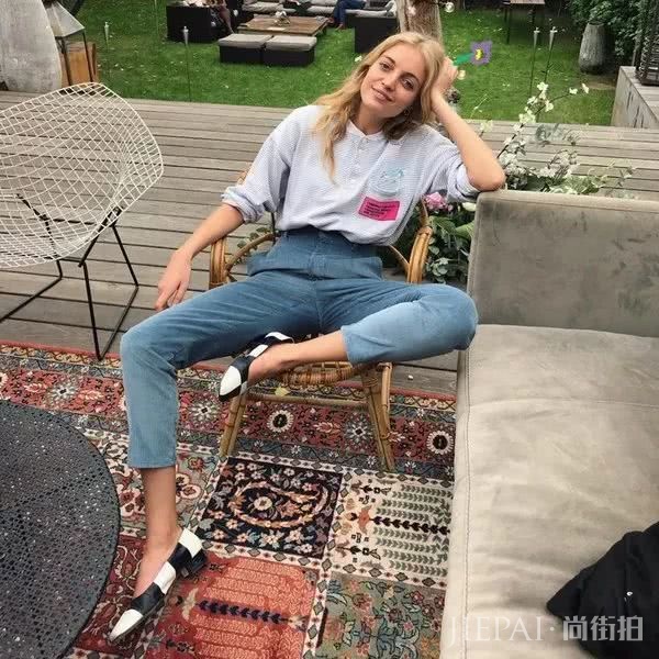 有点帅的法式风格怎么穿？学学这位漂亮博主吧