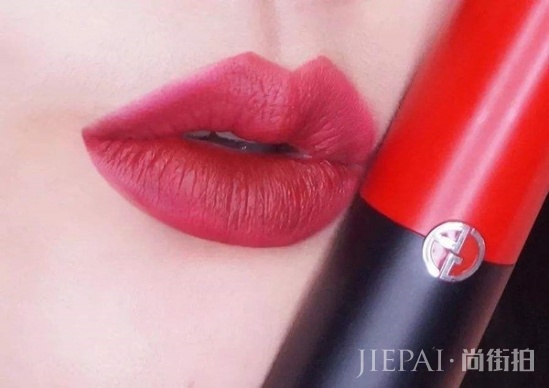 唇色偏紫色用什么口红 这五种颜色再合适不过