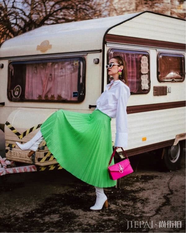 这位比利时的旅行博主Ins，看的好像我还在放假一样