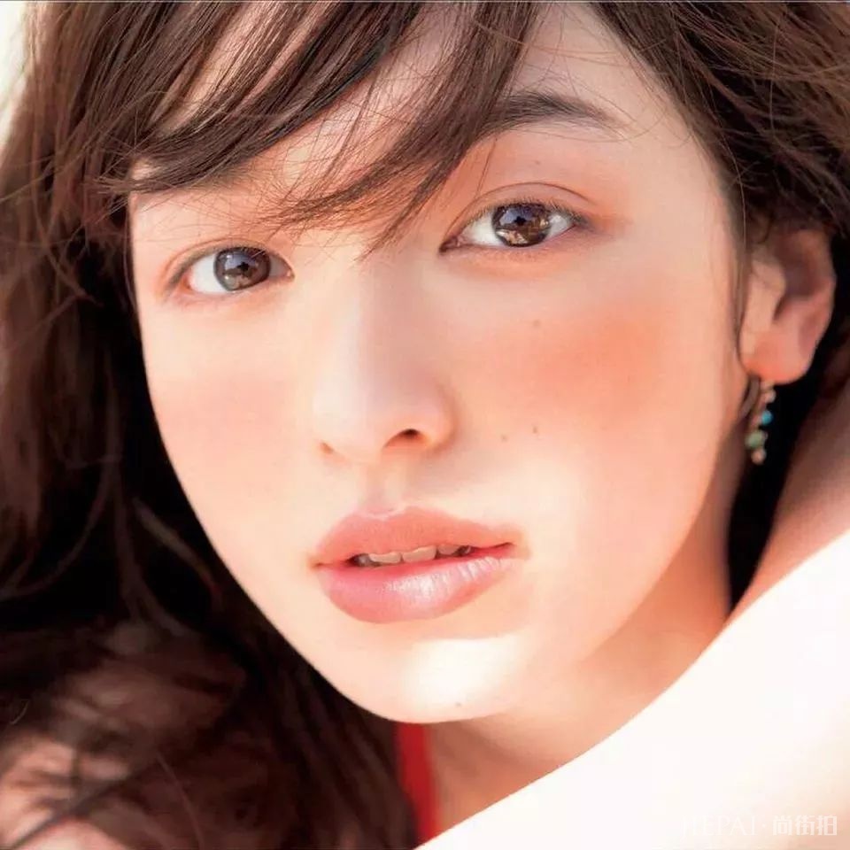 这8个化妆小心机,让你轻松画出日系杂志风