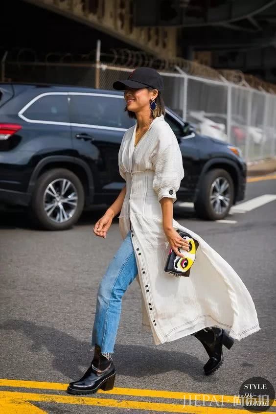 衬衫这样穿,显瘦又好看