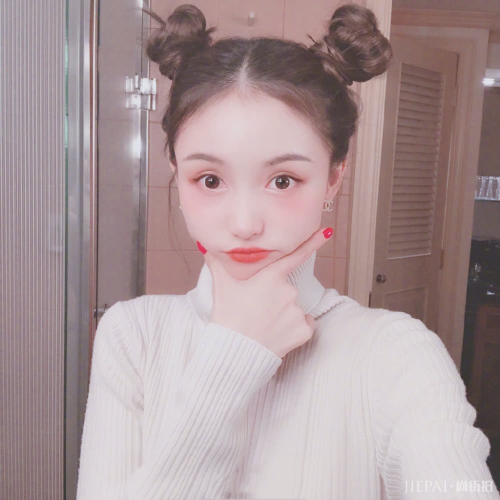 “桃花脸”被“清纯脸”取代?难怪正中直男下怀,这几点缺一不可