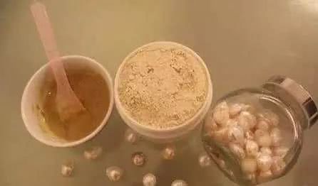 你还敢把维生素E直接涂在脸上吗？看完后，终于知道怎么做了