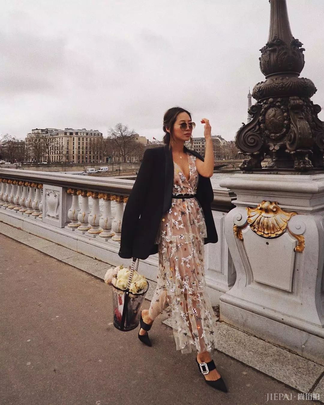 连衣裙这样穿，保证不踩雷还时尚！