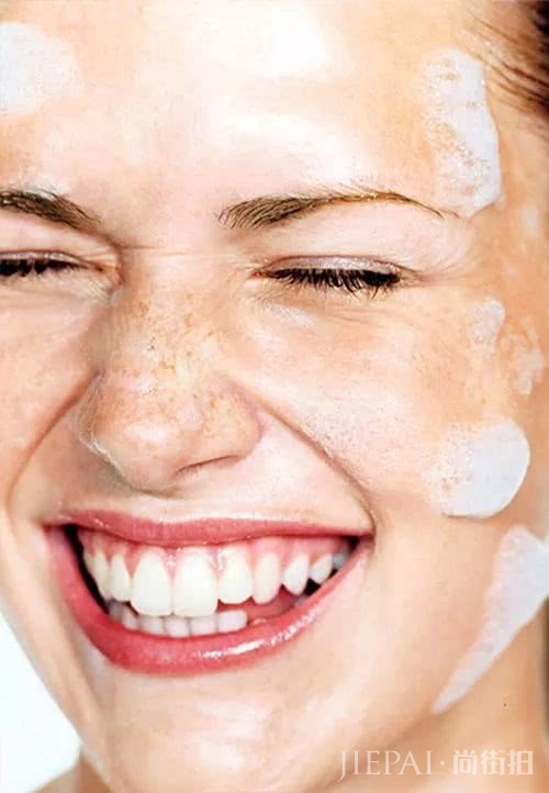 明明追求的是水光肌,为什么跑偏成了大油田?