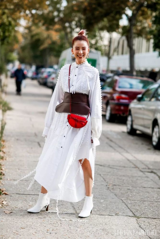 衬衫这样穿,显瘦又好看