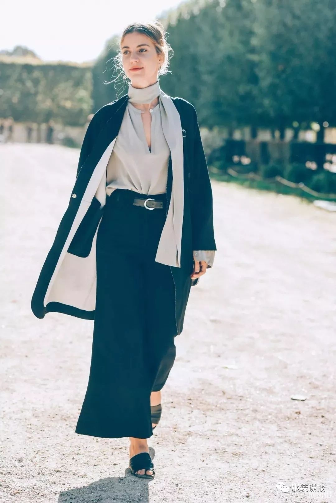 比衬衫更流行的Blouse,在抖音上都爆火!