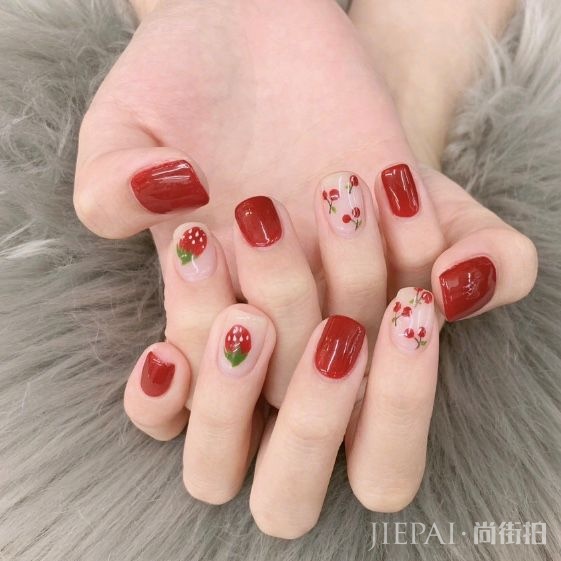 这个季节抹上樱桃红唇+樱桃妆容,让你气质爆表,甜美还显小!