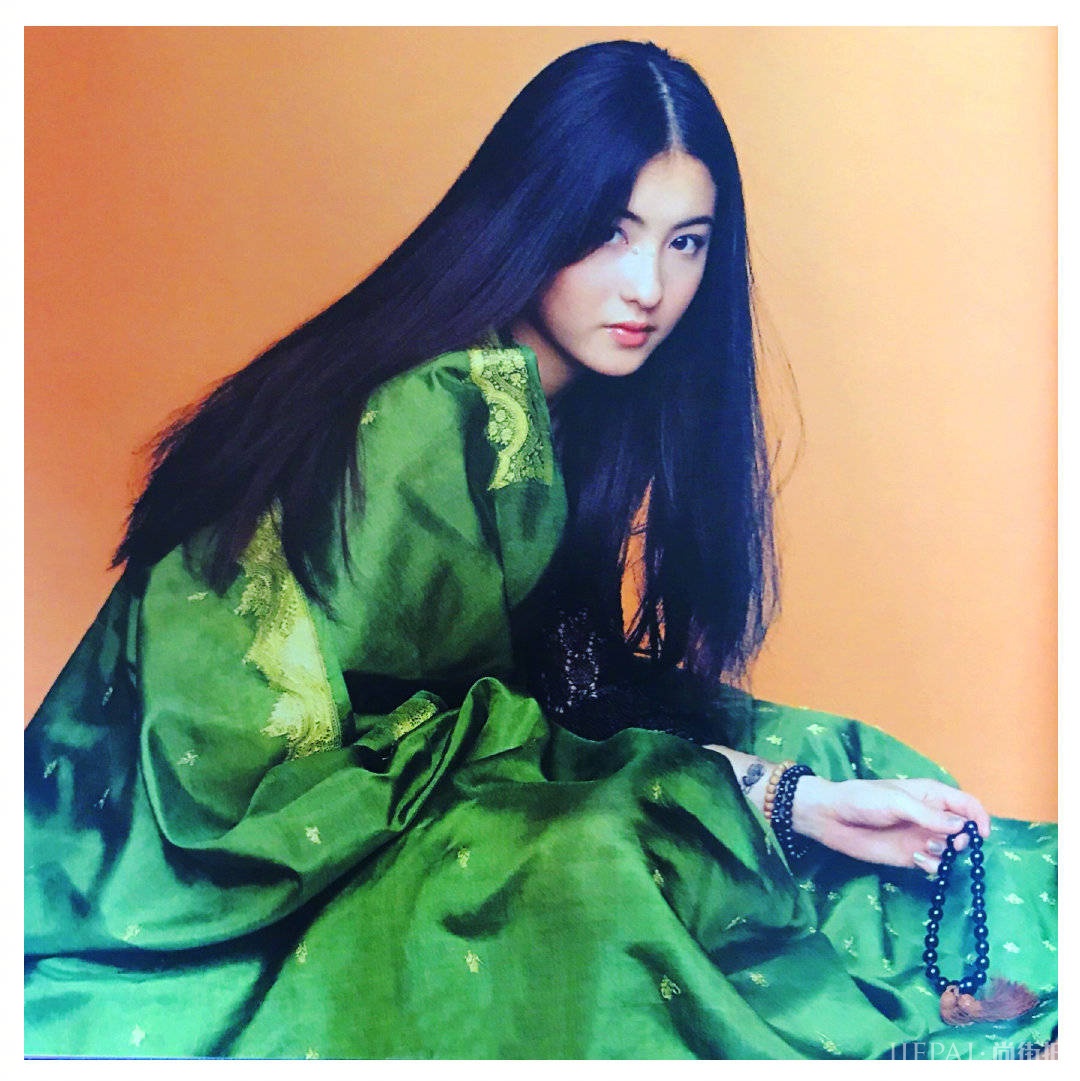 张柏芝20年前的造型曝光，异域少女画风美得惊心动魄