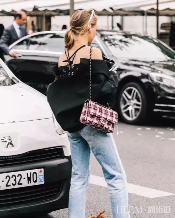 夏天怎么穿?露背让你性感拿捏的刚刚好