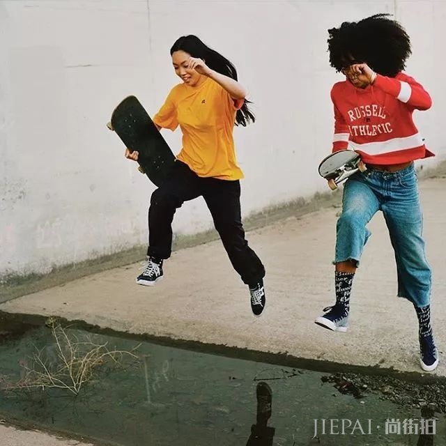 穿在你身上的 Champion,都要喊它一声“哥”!