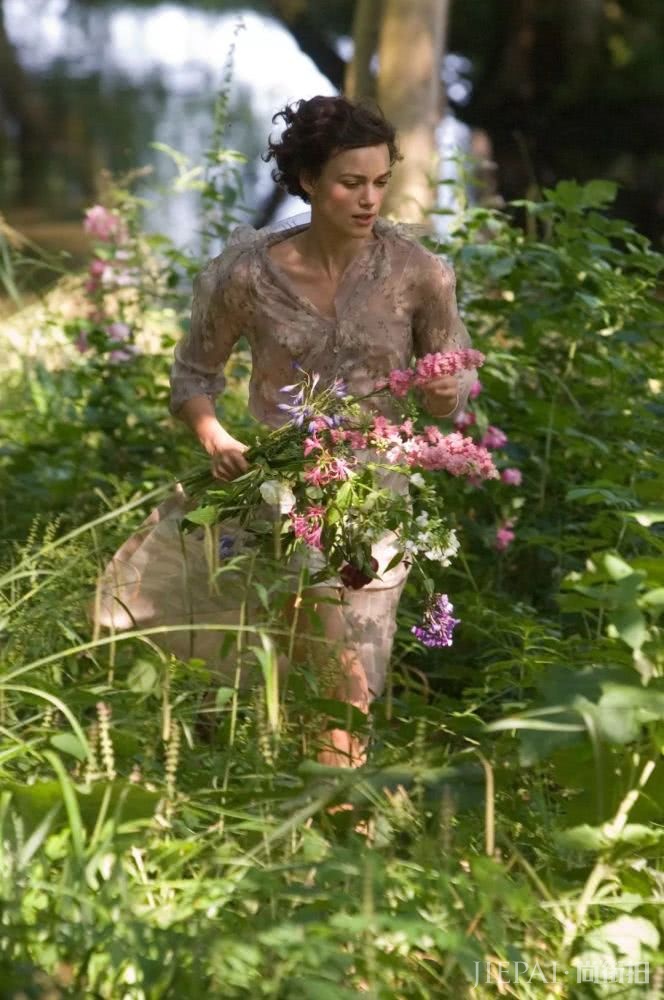 超时髦的夏日色彩搭配，章子怡蔡依林也在穿