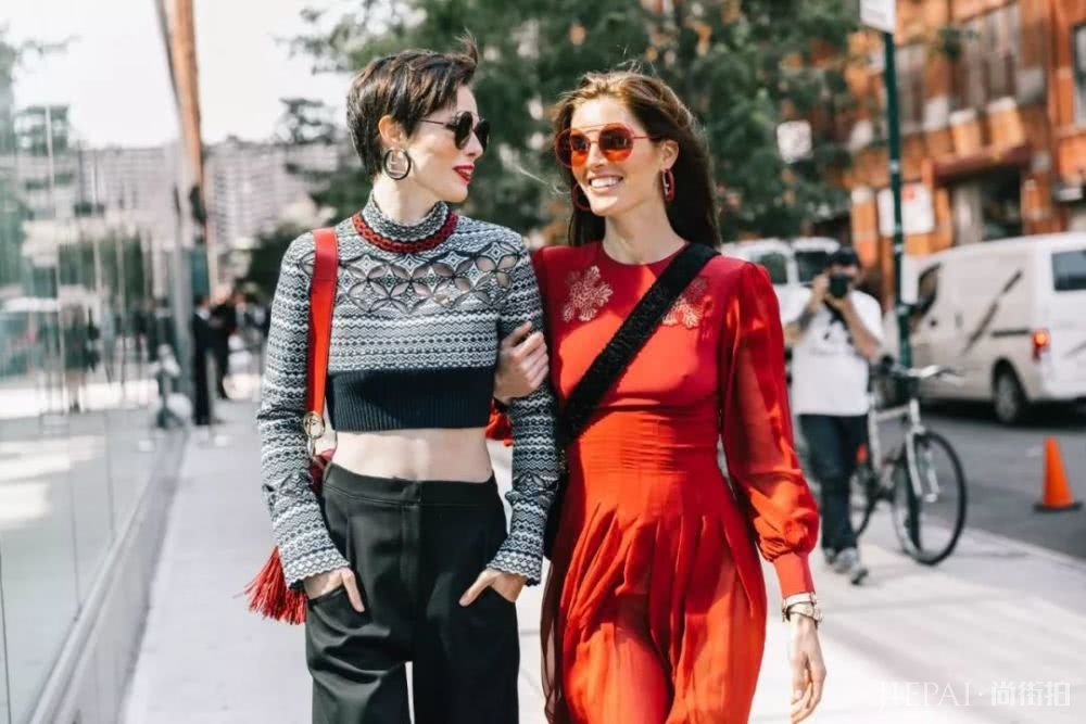 钟楚曦美得像条美人鱼,但我只想要她的耳环清单!