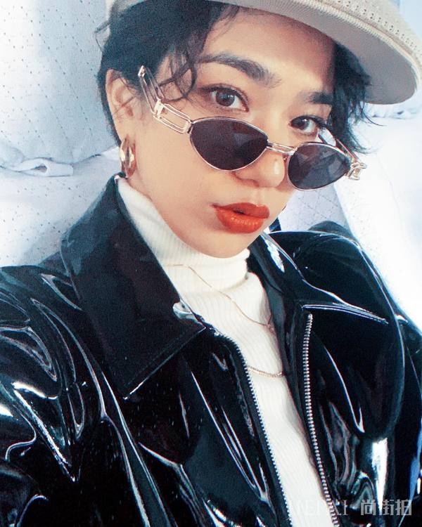 日本模特&DJ Una Kinoco私照合辑:华丽丽的街头混搭风格腔调足!