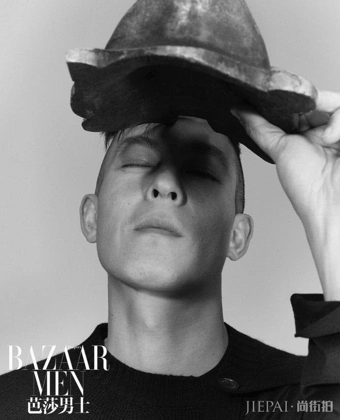 五月封面大赏：刘亦菲低调登封尽显高级美，陈冠希又素颜拍大片？