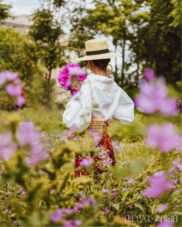 这位比利时的旅行博主Ins,看的好像我还在放假一样