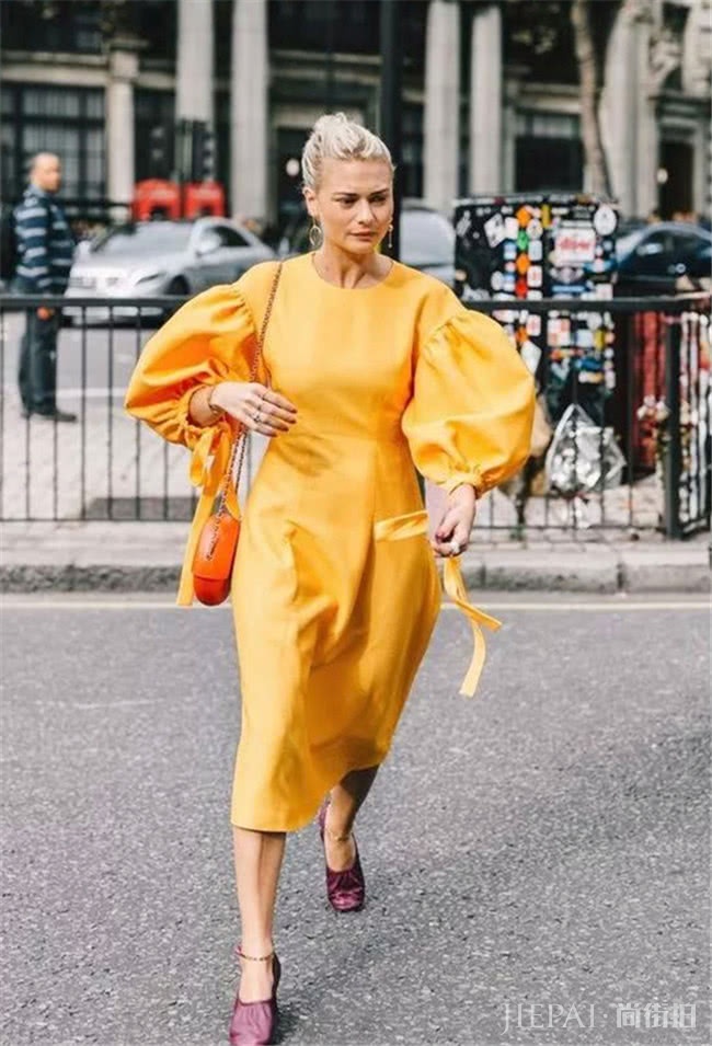 阳光又有活力的黄色单品给夏季“加”点温，越穿越好看