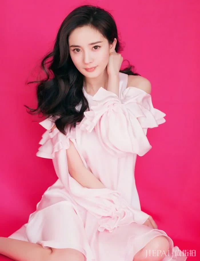 杨幂和娜扎都超爱的单品，少女感和灵动感都离不开它