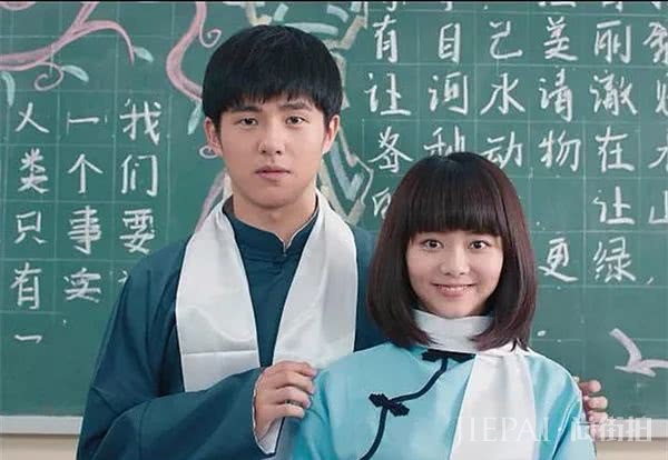 姐弟恋哪儿那么好谈,先得看看脸蛋够不够靓