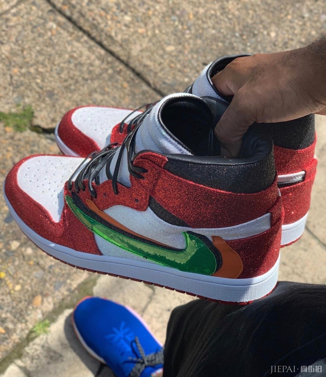 简直眩眼!客制版Travis Scott x Air Jordan 1“倒钩”看完打几分?
