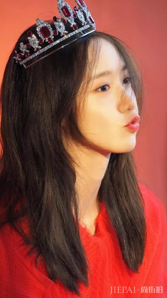 出道12年脸一路能打到现在!评为黄金比例脸成整容模版一位?