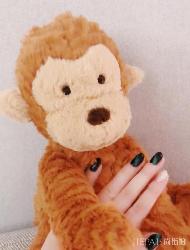 赵丽颖主动公开产后生活，每天在家都没闲着，小日子过得十分精彩